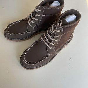 Sperry Rudder Brown Boys Boots Size 4M NIB